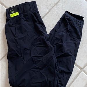 NWT Nike bliss lux slim fit pants - black - xs